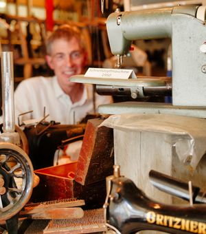 eine schnellstopf Nähmaschine aus 1950 