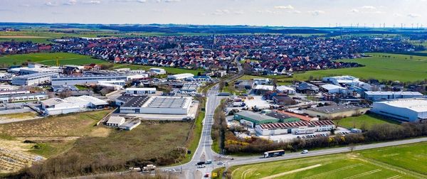 Industrie- und Gewerbegebiete aus der Vogelperspektive