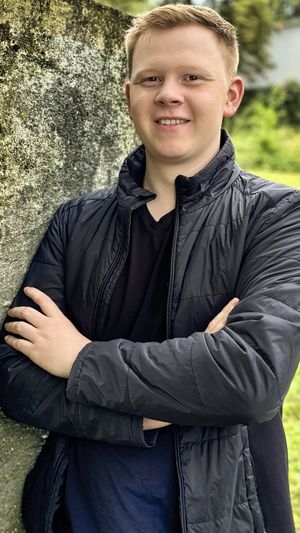 Leon Blumenröhr Draußen