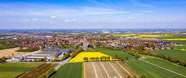 Industrie- und Gewerbegebiete aus der Vogelperspektive