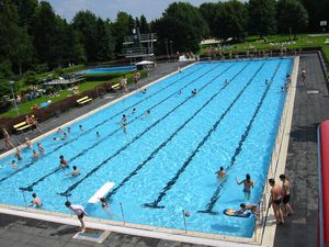 Becken des Waldfreibad Anröchte
