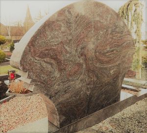 Bild von einem Grabstein